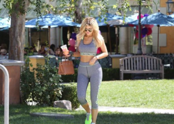 For what reason should you carry a business briefcase or Luxury Bags?