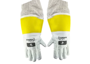 Overview of Beekeeping Protective Clothing