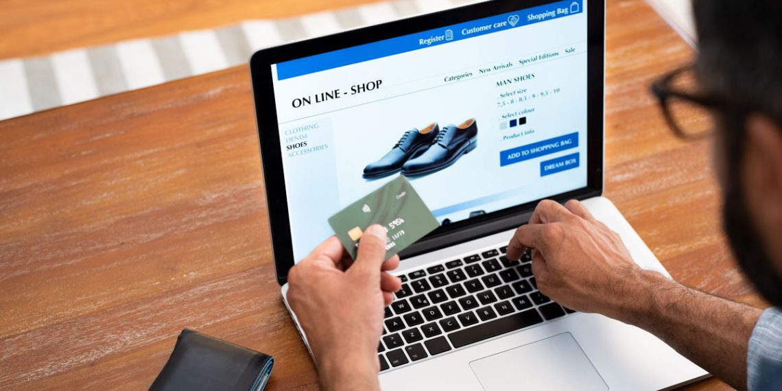 How Is Buying Shoes Online Beneficial?