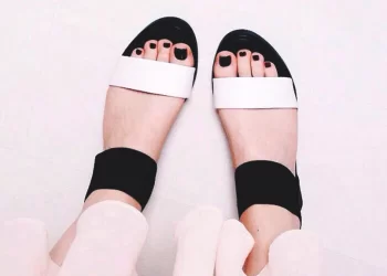 Wear Shoes That Are Easy On Your Feet.